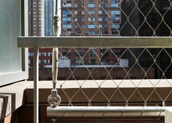 Infill Balustrade Handrail สแตนเลสสตีลเคเบิลตาข่ายป้องกันการกัดกร่อนป้องกันสนิม
